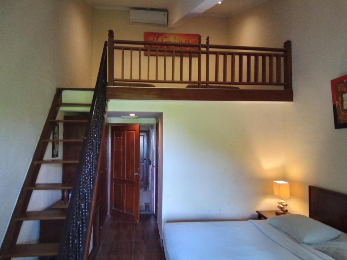קוטה לומבוק Hotel Puri Dibia Kuta מראה חיצוני תמונה