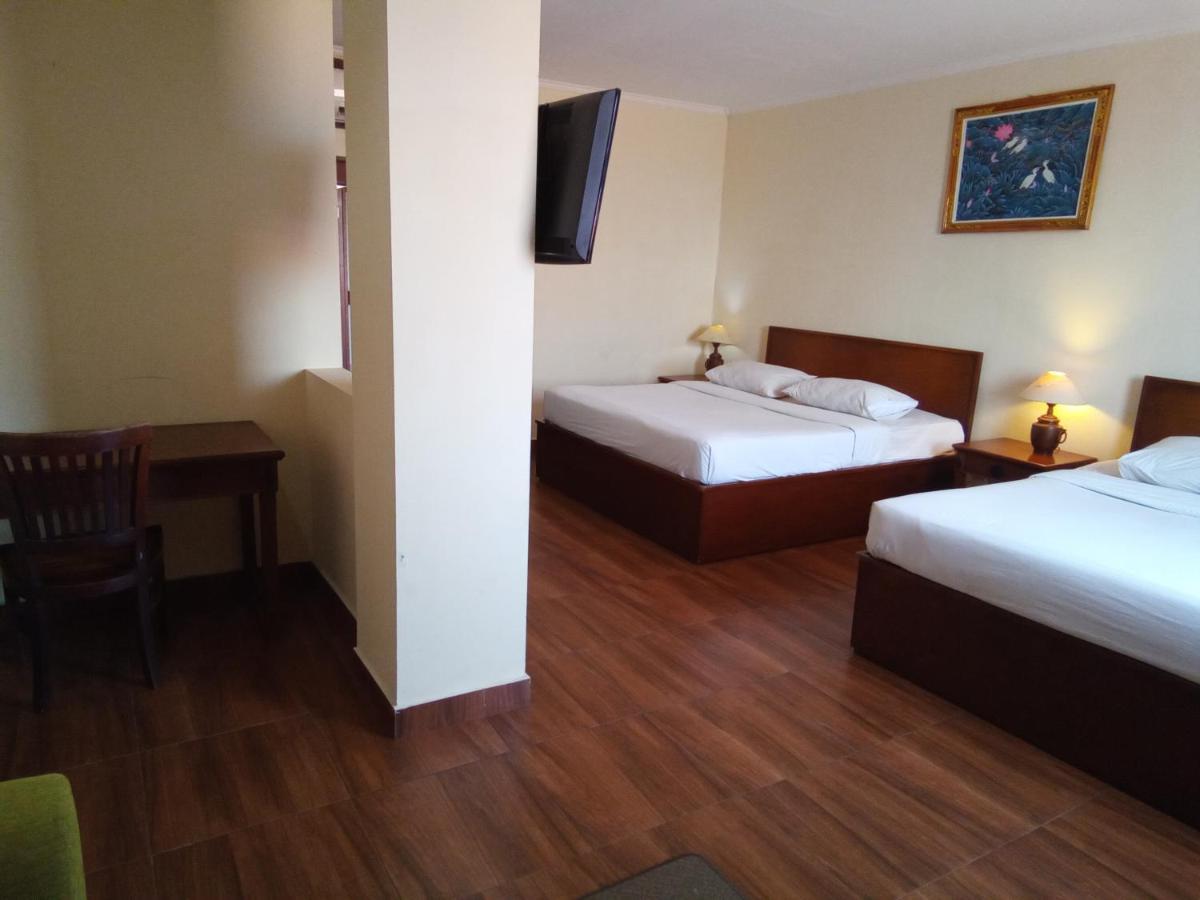 קוטה לומבוק Hotel Puri Dibia Kuta מראה חיצוני תמונה