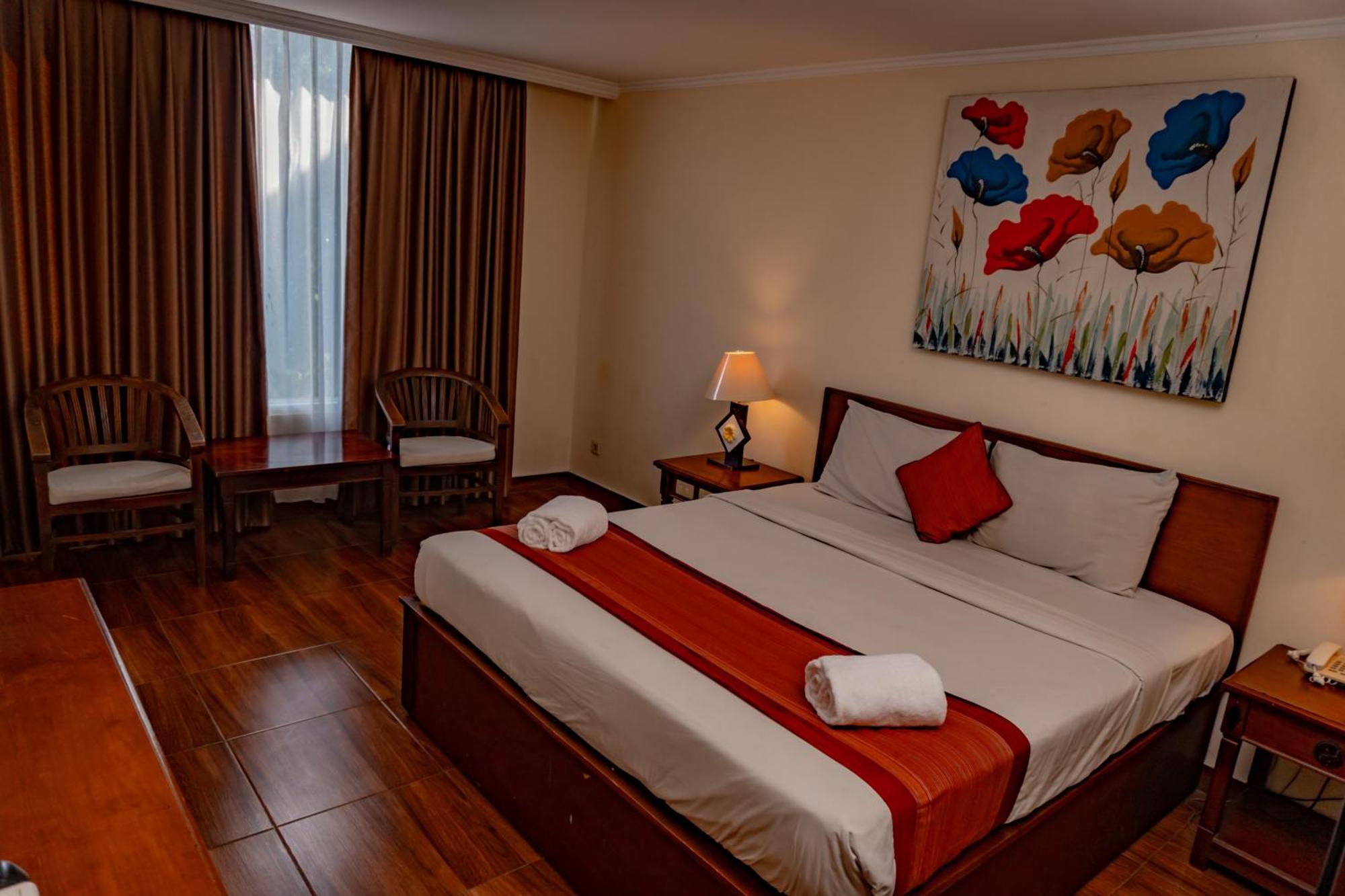 קוטה לומבוק Hotel Puri Dibia Kuta מראה חיצוני תמונה