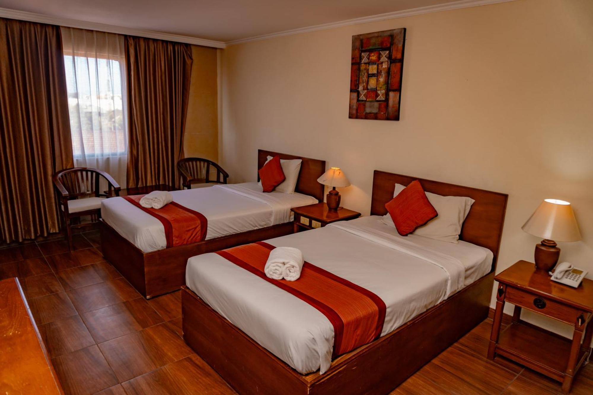 קוטה לומבוק Hotel Puri Dibia Kuta מראה חיצוני תמונה